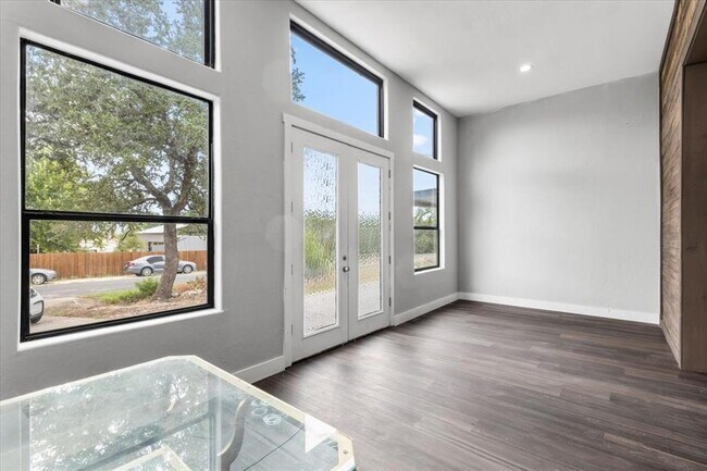 Building Photo - 17621 Stacey Ln