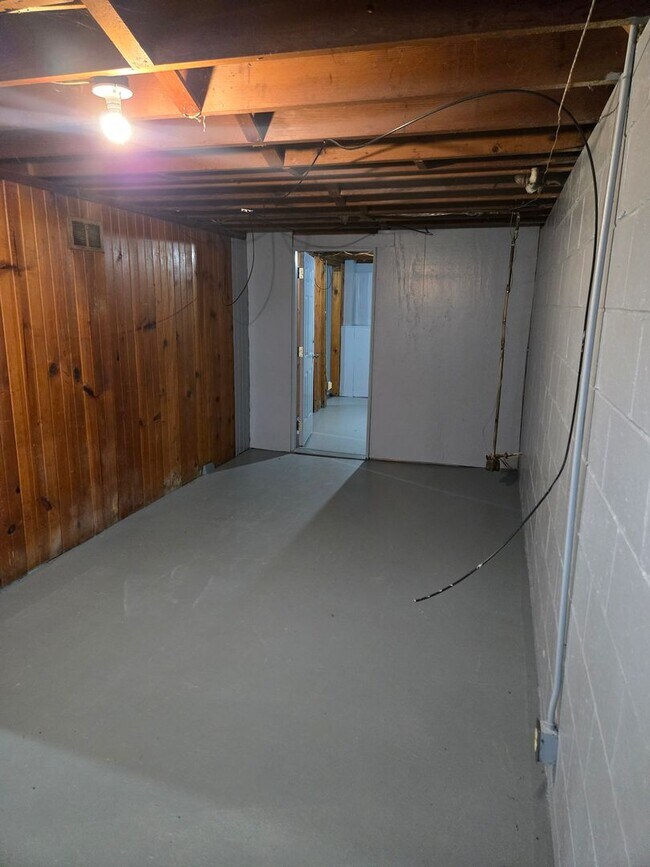 Building Photo - 1754 Newell St