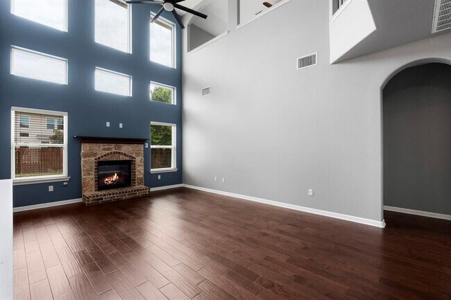Building Photo - 8525 Reggio St