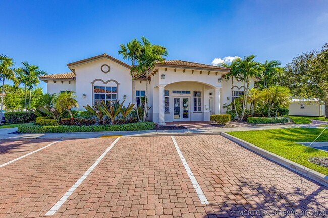 Building Photo - 4147 Napoli Lake Dr