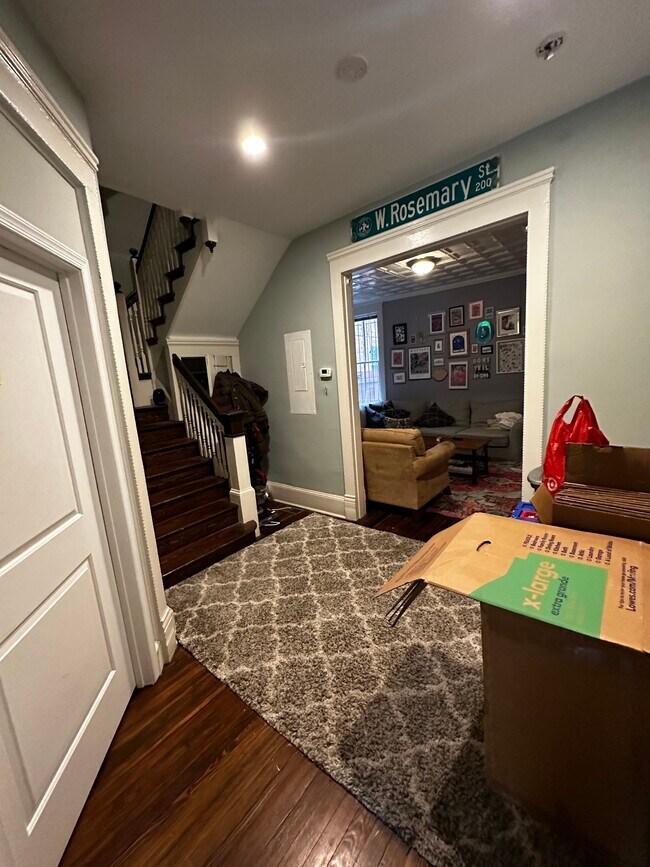 Building Photo - 1830 Swann St NW