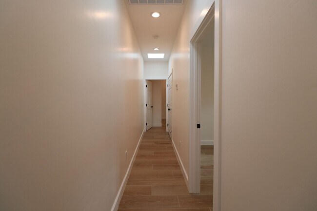 Building Photo - Foxenwood ADU