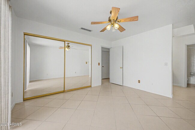 Building Photo - 6836 S 18th St