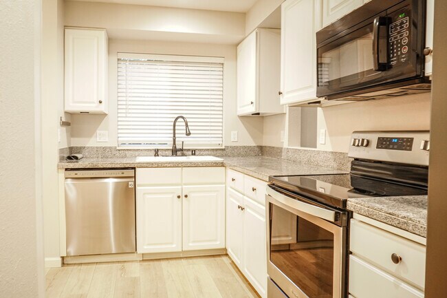 Building Photo - 18713 20th Ave SE