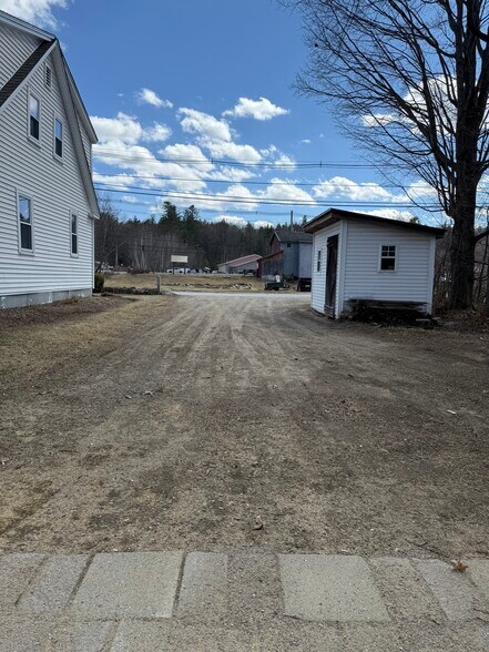 Building Photo - 30 Smith Bridge Rd