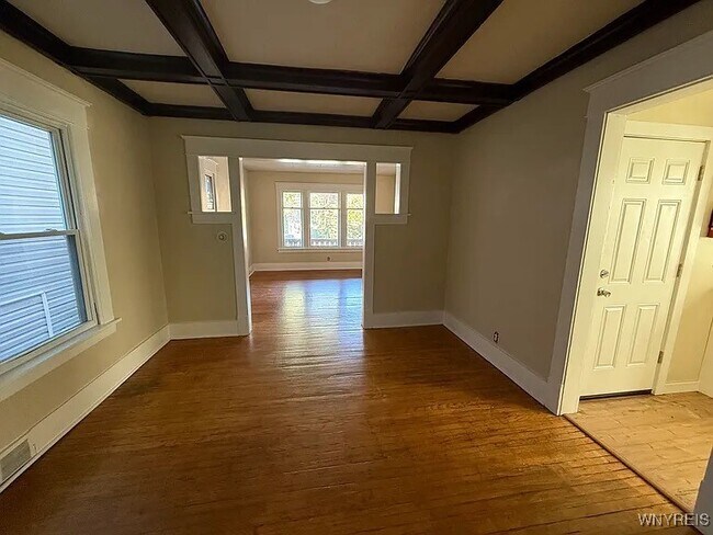 Building Photo - 76 Vernon Pl