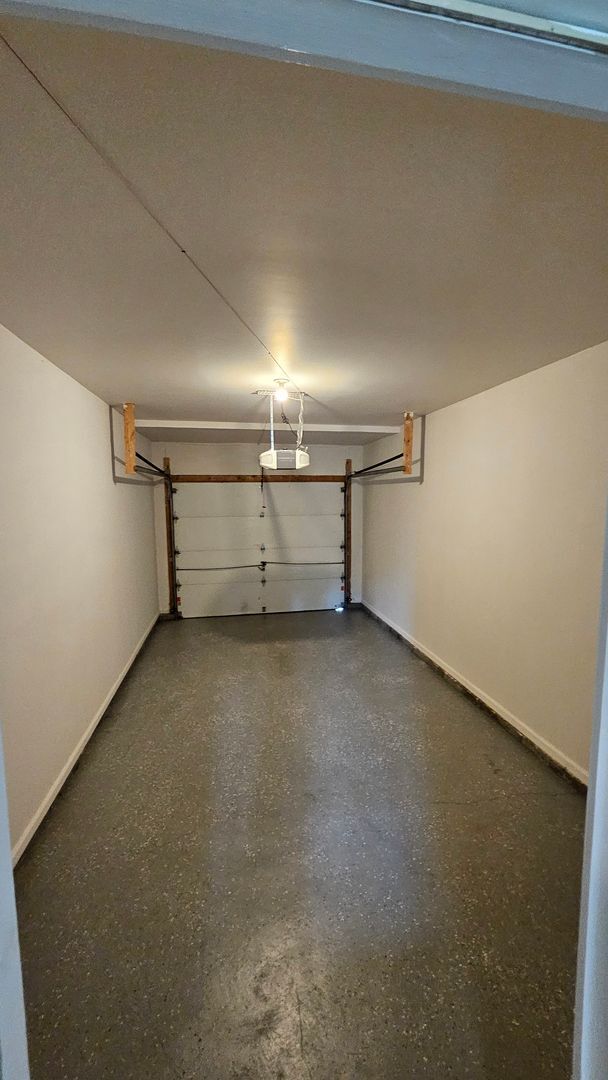 Building Photo - 3182-3184 Shellers Bend