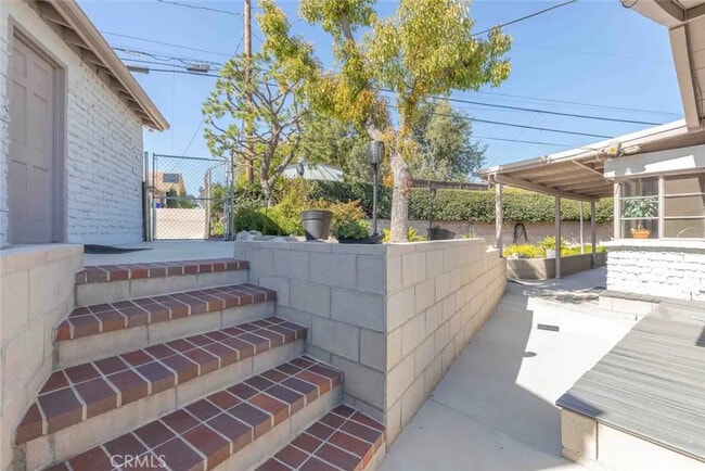 Building Photo - 7710 Valle Vista Dr