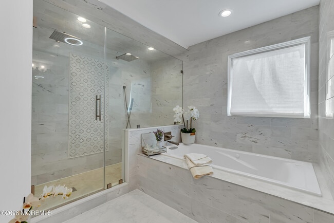 Building Photo - 243 Overbrook Ave