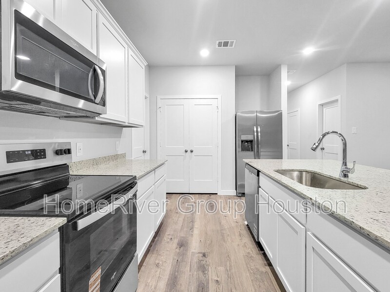 Building Photo - 17848 Lionheart Rd