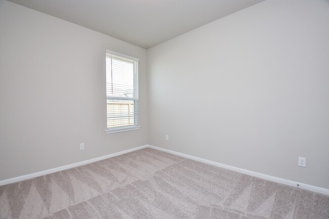 Building Photo - 2642 Settler Hl Dr