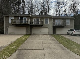 Building Photo - 4648 Castlebar St NW