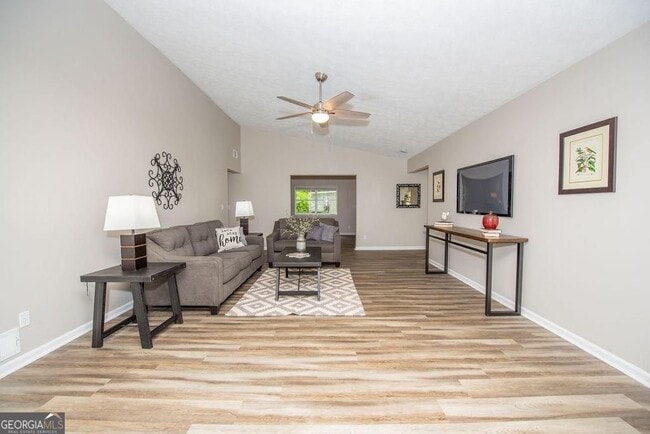 Building Photo - 180 Crabtree Dr