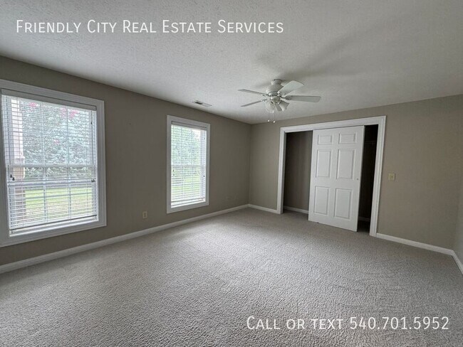 Building Photo - 51 Cambridge Cir