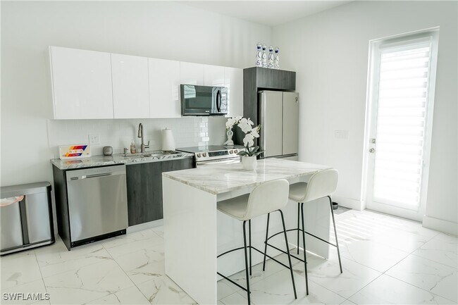 Building Photo - 4064 Full Moon Ct