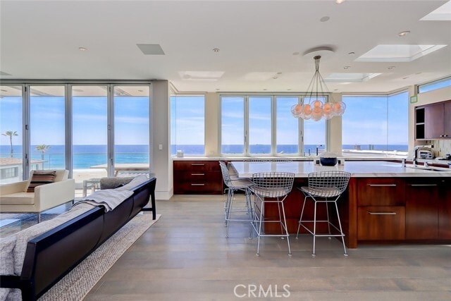 Building Photo - 3208 Ocean Dr