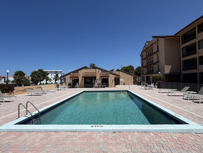 Building Photo - 1036 US-1