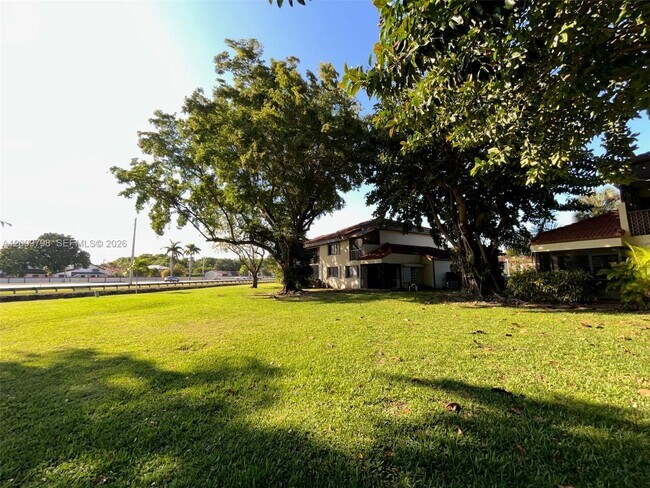 Building Photo - 9795 SW 138th Ave