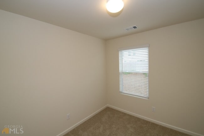 Building Photo - 85 Chastain Cir