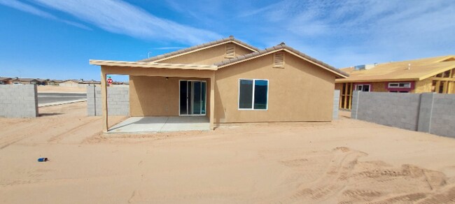 Building Photo - 7809 E 45th Ln