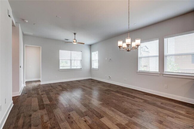 Building Photo - 4600 Freedom Dr