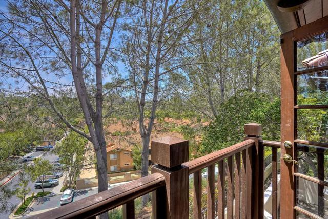 Building Photo - 8608 Villa La Jolla Dr