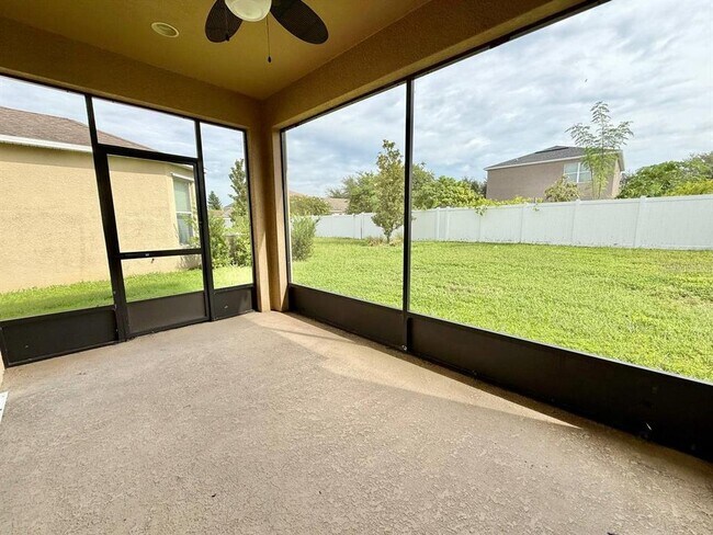 Building Photo - 7127 Nightshade Dr