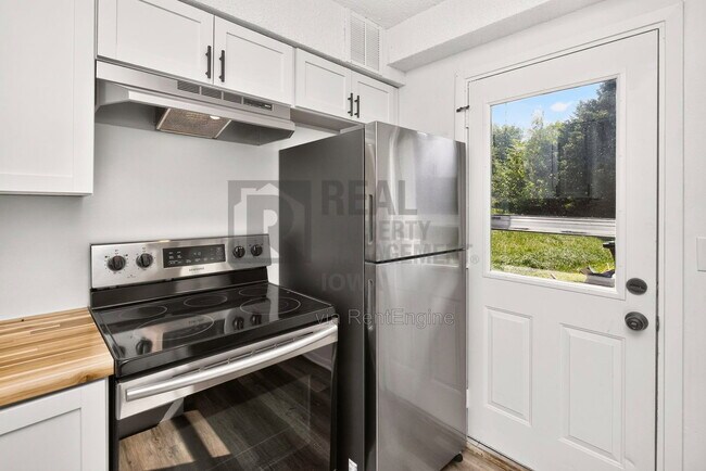 Building Photo - 3414 SW 42nd St