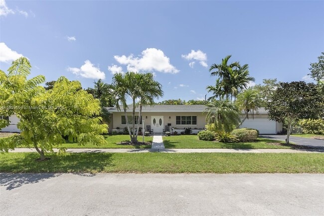 Building Photo - 8520 SW 84th Terrace
