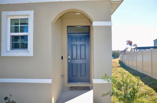 Building Photo - 216 Eagleview Loop