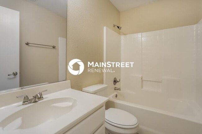Building Photo - 4 Bedroom Pet-Friendly Home in Sanger, TX with Main Street Renewal