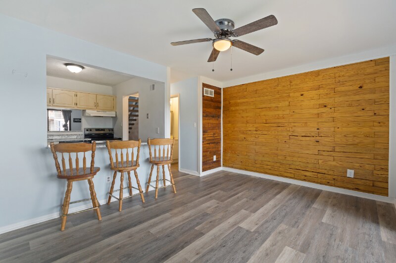Building Photo - 4920 S Tupelo Turn