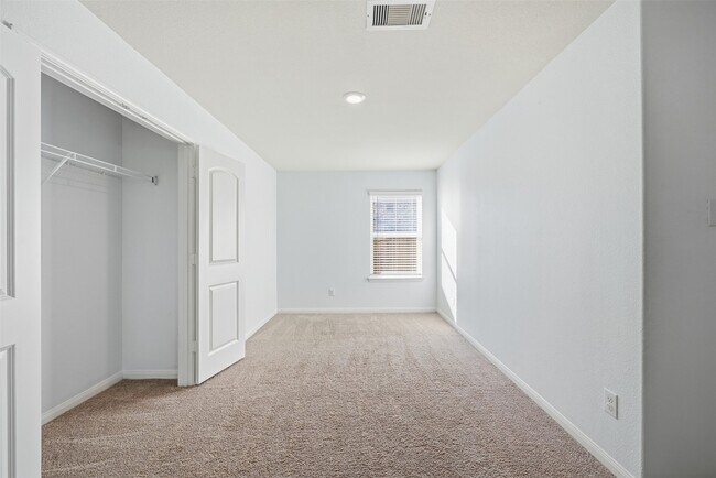 Building Photo - 340 Barrel Cactus Dr