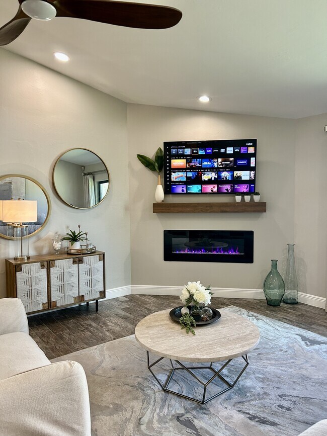 Building Photo - 708 El Dorado Pkwy W