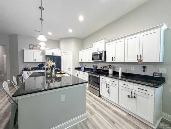 Building Photo - 4578 Red Oak Dr