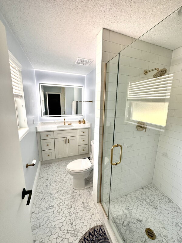 Building Photo - 2563 S Peninsula Dr