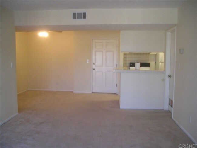 Building Photo - 18307 Burbank Blvd