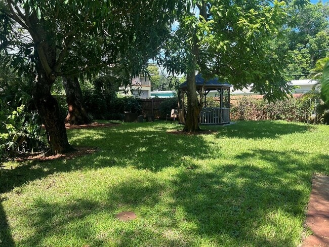 Building Photo - 431 S M St