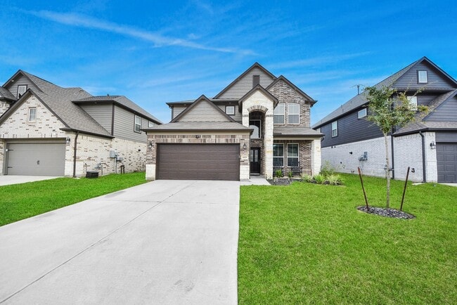 Building Photo - 8819 Cabin Loft Ln