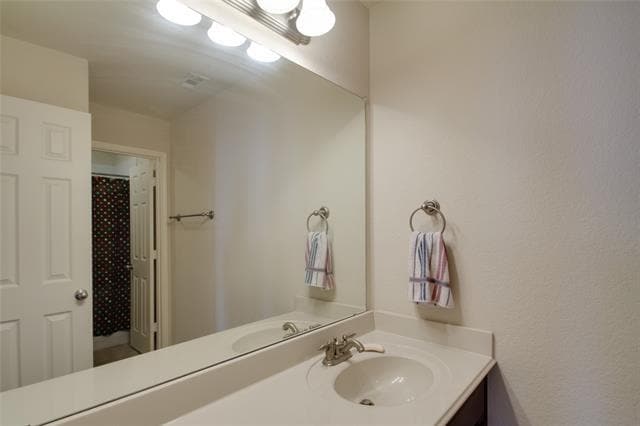 Building Photo - 9816 Gessner Dr
