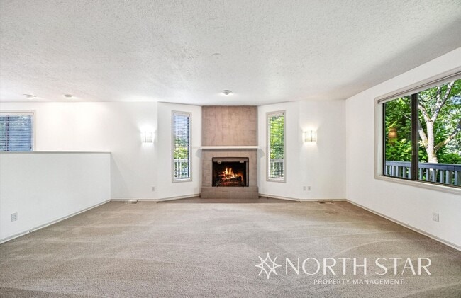 Building Photo - Charming One-Level Home on a Quiet Cul-de-...