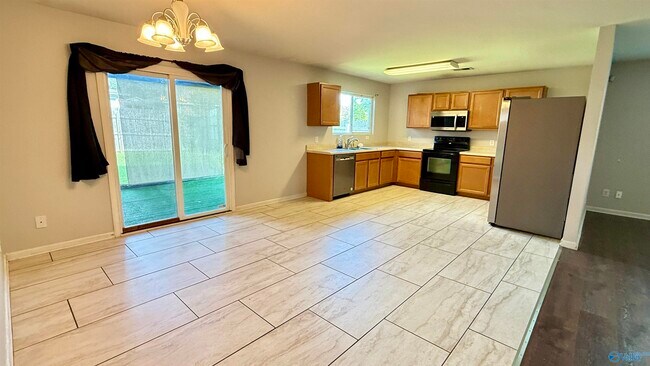 Building Photo - 144 Sagebrook Dr