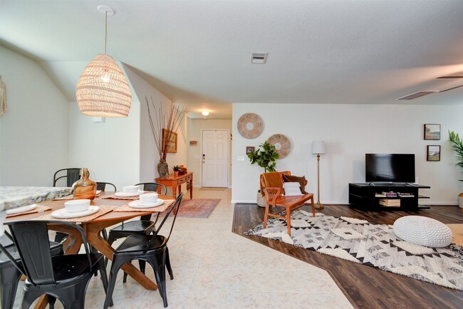 Building Photo - 6807 Alum Rock Ln