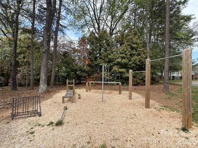 Building Photo - 646 Portside Dr