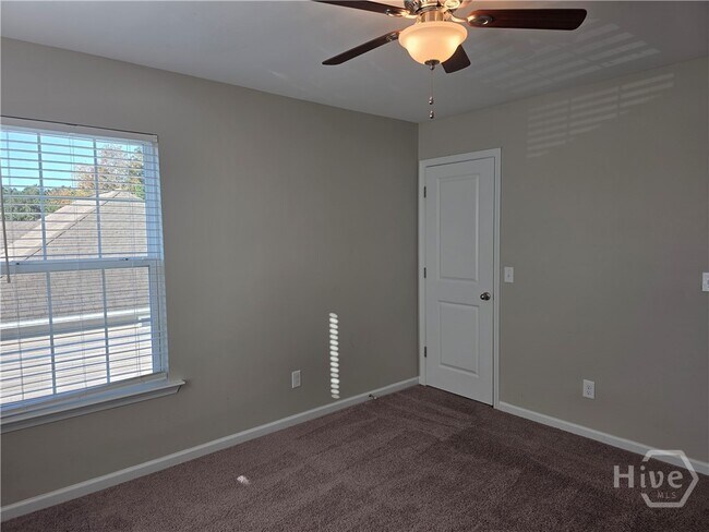 Building Photo - 829 Hyacinth Cir