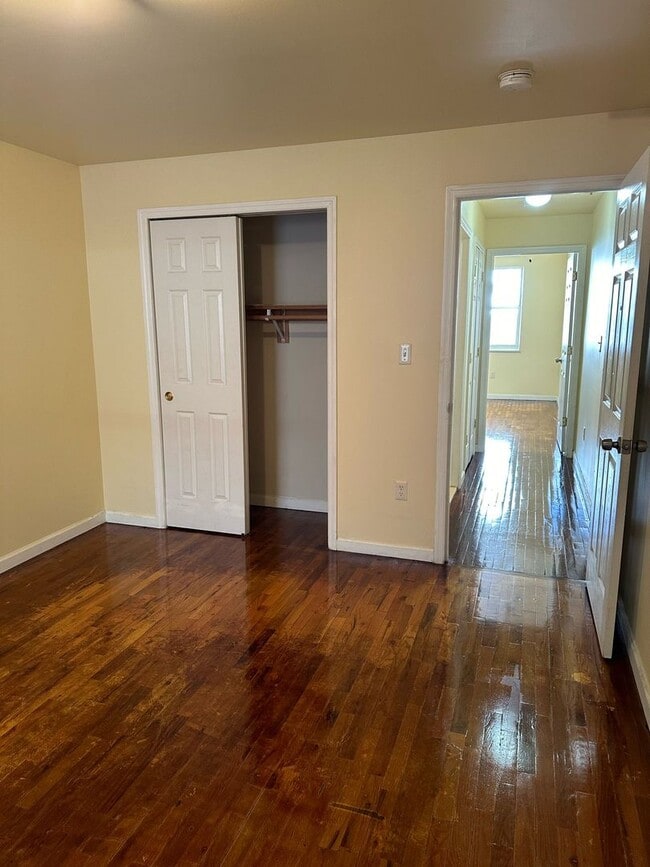 Building Photo - 473 Clinton Avenue