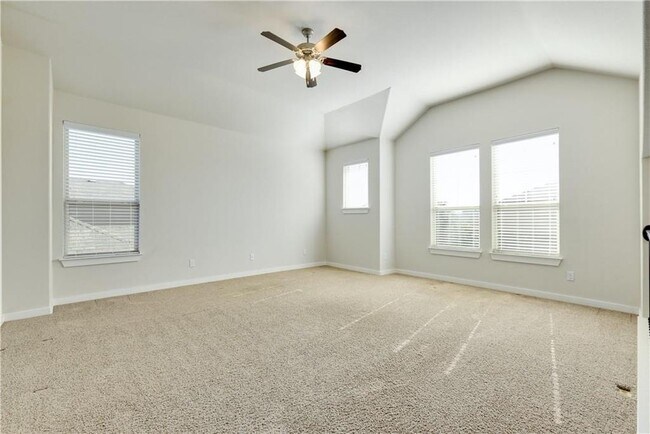 Building Photo - 3920 Kenter Crossing