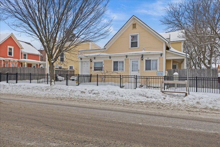 Building Photo - 153 North St