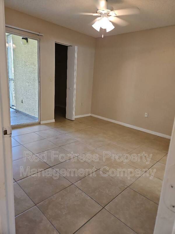 Building Photo - 12561 Equestrian Cir