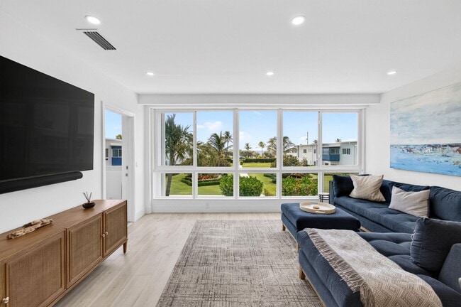 Building Photo - 120 N Ocean Blvd